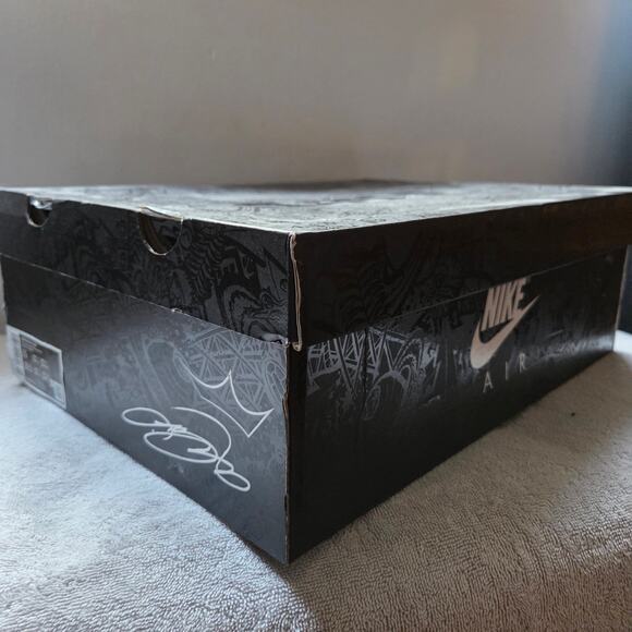 Nike Lebron 19 Low Black/Ghost Green Glow Basketball Sneakers - M Size 15 (NEW) - Picture 8 of 11